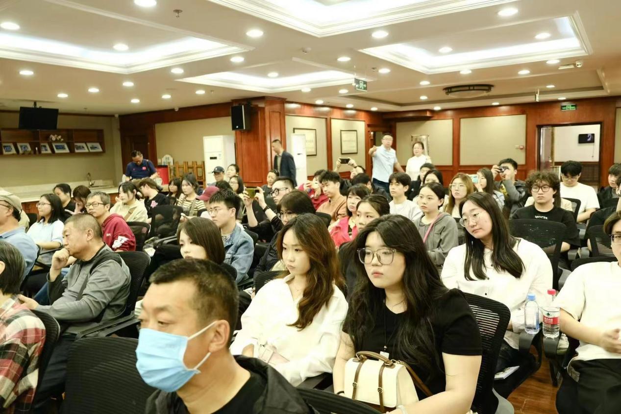 e50cdb8ecf29790965eb34b873bb9a7